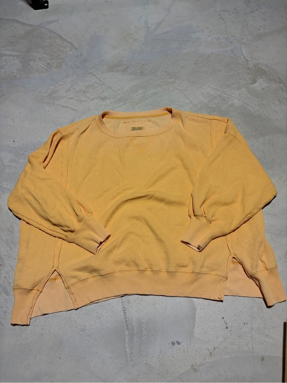 American Eagle lived-in Women's Lightweight Waffle Crewneck long sleeve yellow M